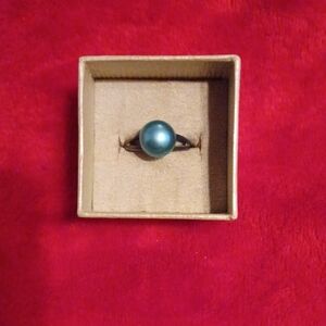 Sterling Silver Turquoise Pearl Ring. Size 8. This Ring Has A Split Shank.